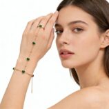 11. Vintage Elegant Heart-shaped Gemstone Bracelet Ring (1)