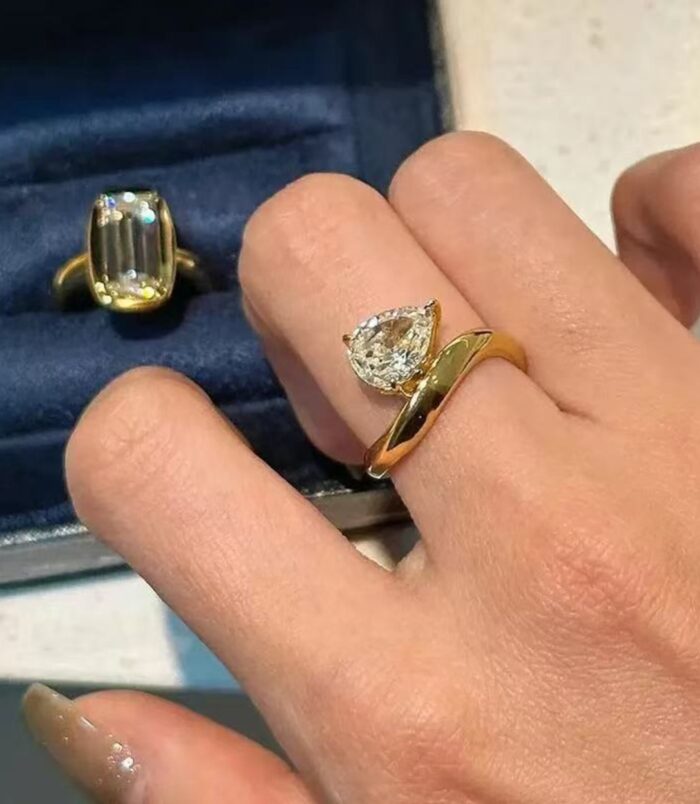 Golden_Water_Drop_Zircon_Ring_Womens (3)