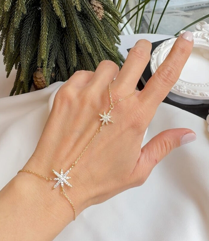 Star Finger Bracelet (1)