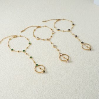 Vintage Elegant Heart-shaped Gemstone Bracelet Ring