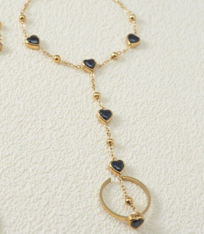 Vintage Elegant Heart-shaped Gemstone Bracelet Ring