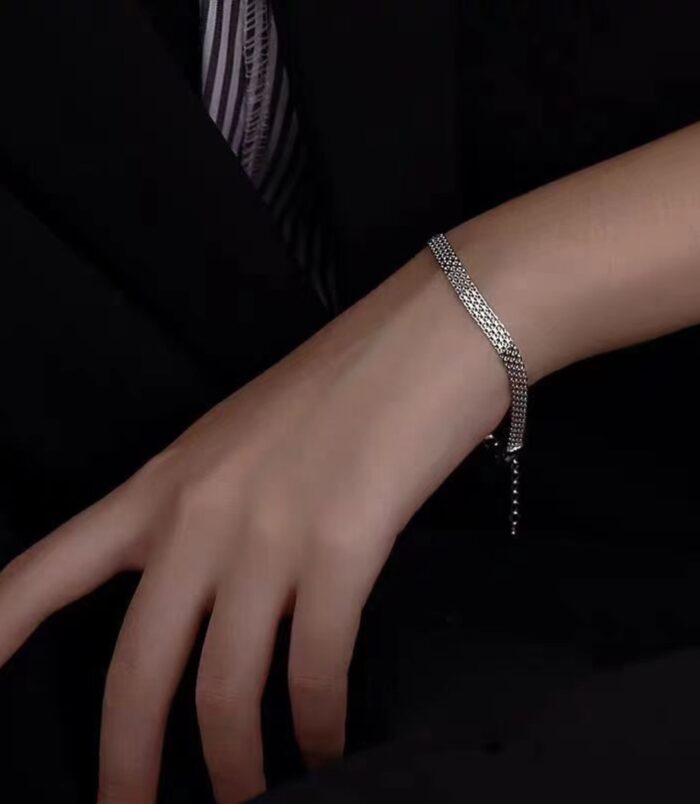 Woven_Round_Bead_Chain_Bracelet_Womans_4_2560x2560